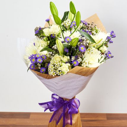 Bouquet Of Mesmerizing Flowers: Birthday Gifts 