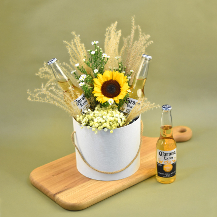 Bright Mixed Flowers & Beer White Box: Combos Gift