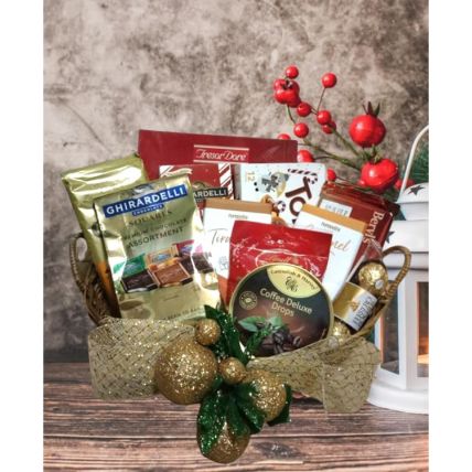 Chocolicious Treats Merry Christmas Hamper: Christmas Gift Hampers