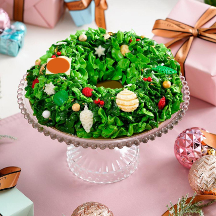 Christmas Special Wreath Cake: Christmas Cakes 