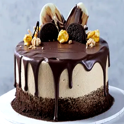 Dripping Chocolate Cake: Gifts for Friends