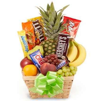 Easter Fruit And Candy: Fruit Baskets 