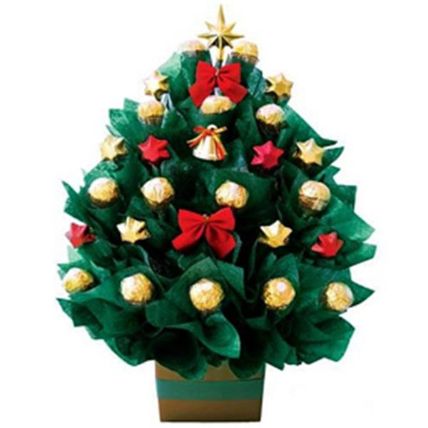 Ferrero Rocher Christmas Tree: Bouquet of Chocolates