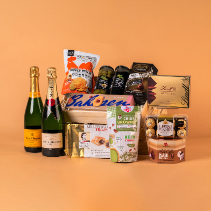 Flavoursome Champagne N Chocolate Hamper: Gift Hampers 