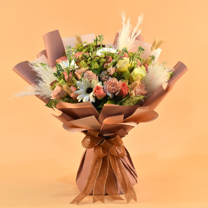 Glamorous Blooms Bouquet: 