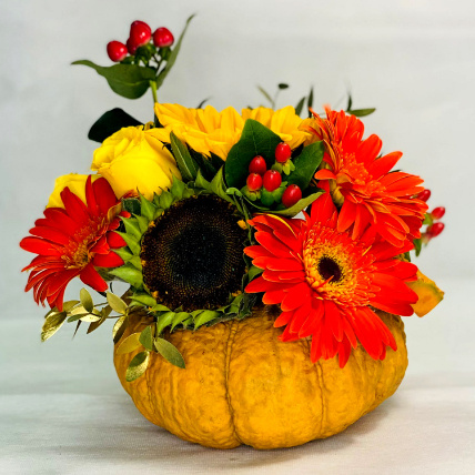Halloween Assorted Flowers Arrangement: 
