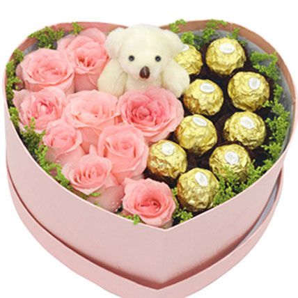 Love In Box: Flowers and Teddy Bears