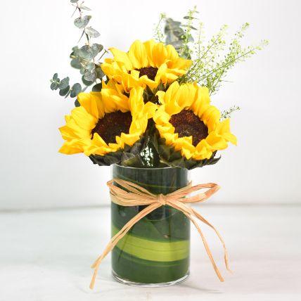 Lovely Sunflowers in Round Glass Vase: 