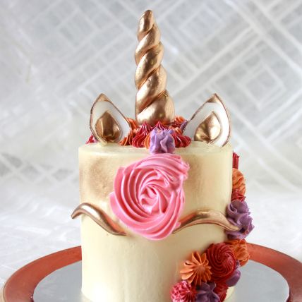 Mystical Unicorn Vanilla Buttercream Cake: Designer Cakes 