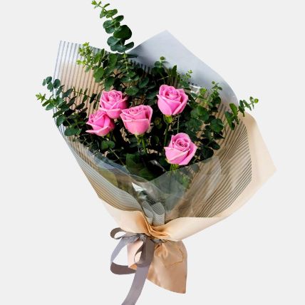 pink roses passion bunch: 