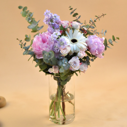 Refreshing Mixed Flowers Cylindrical Vase: 