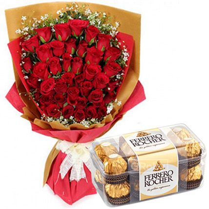 Romantic Chocolates And Rose Bouquet: Flowers With Chocolates 