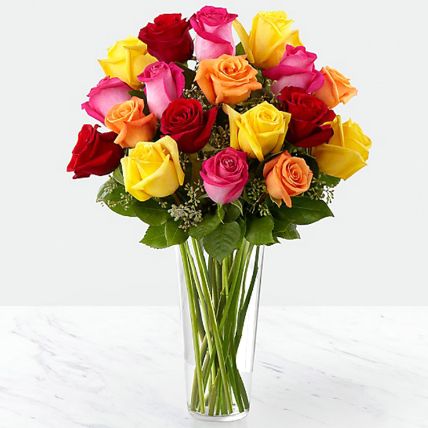Vase of Vivid Roses: Teachers Day Flowers
