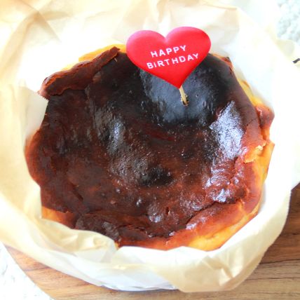 Basque Burnt Cheesecake Half Kg