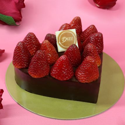 Valentine Heart Shaped Chocolate Cake 35 Inches
