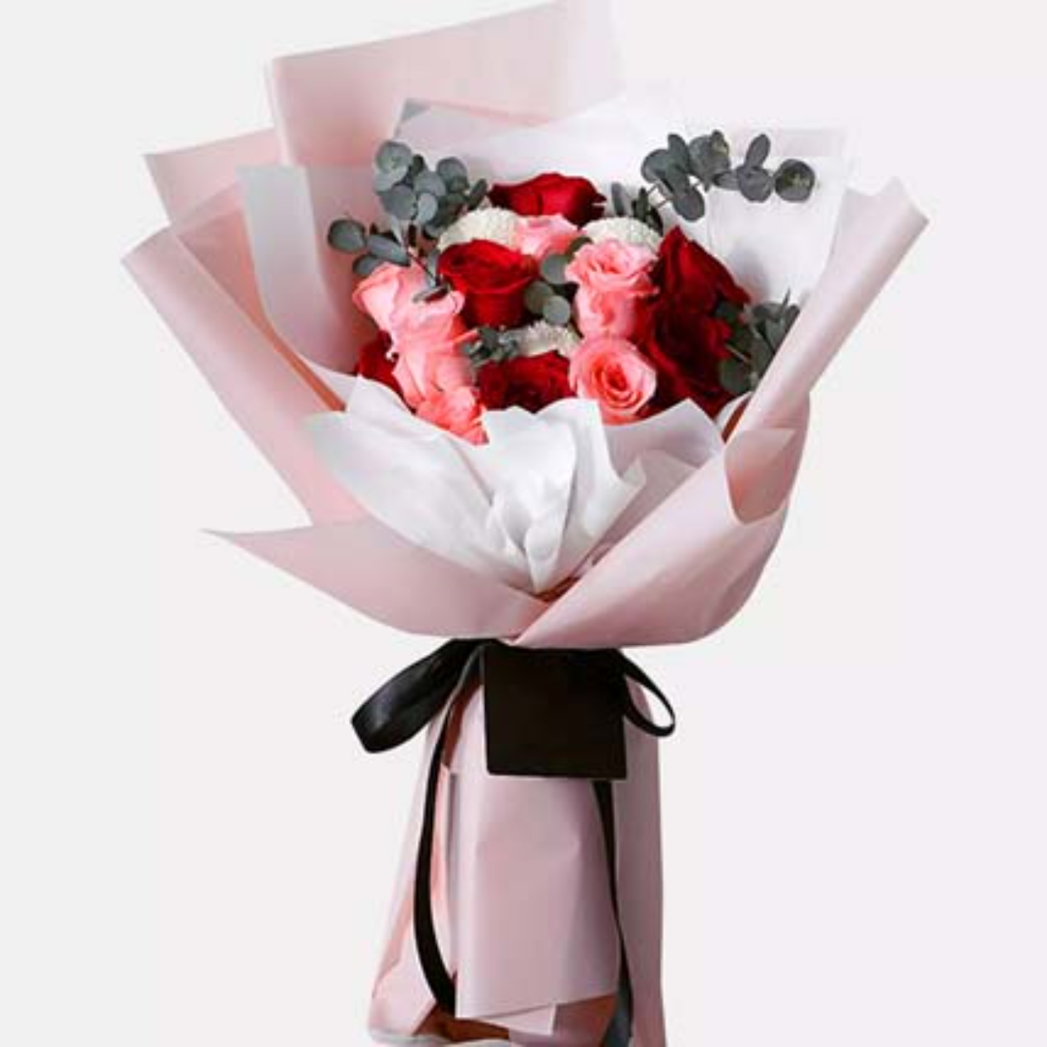 Online Strawberry Shortcake & Delightful Roses Gift Delivery in 